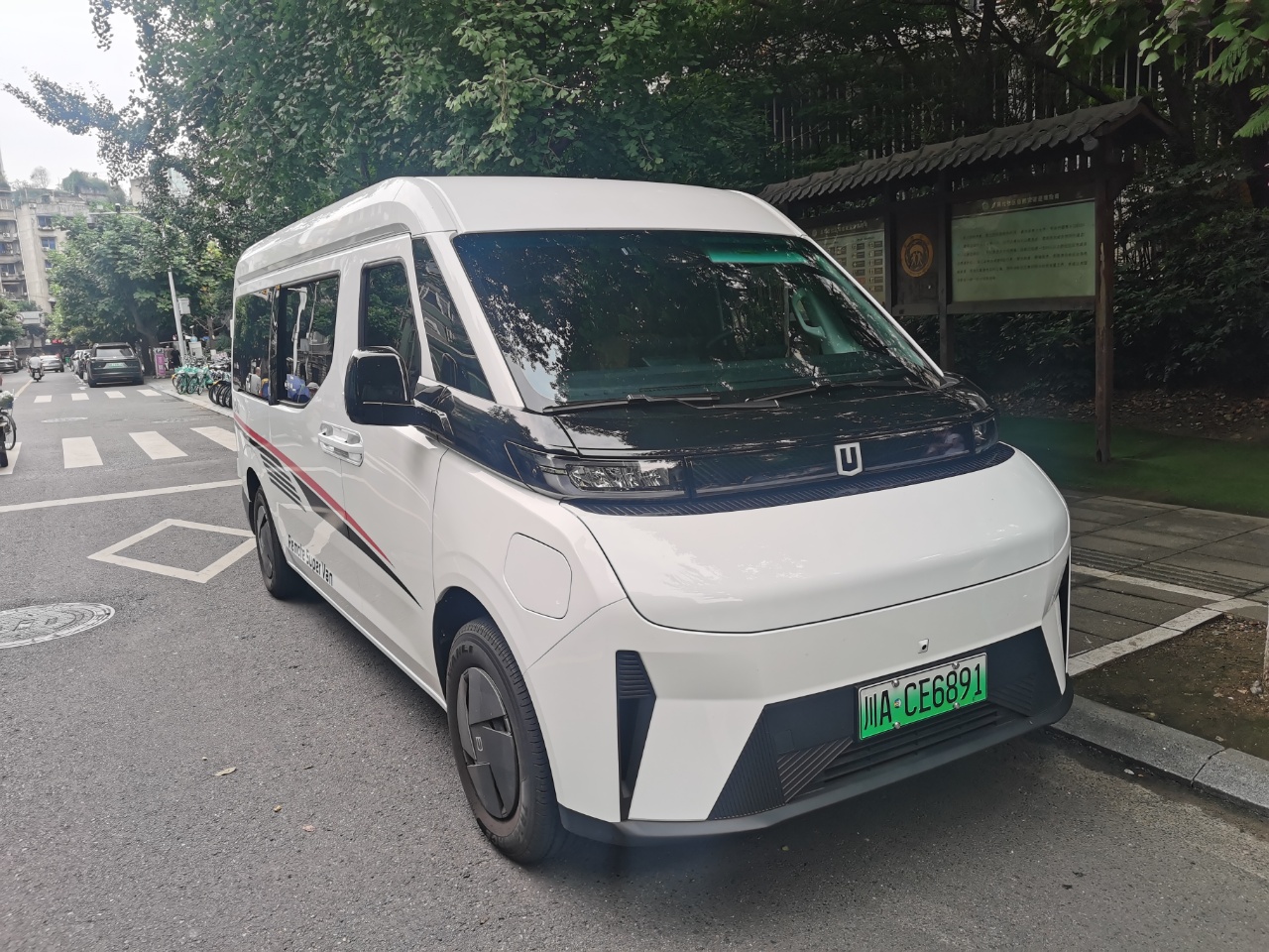 汽车保养别再踩坑!超全清单+实操技巧,轻松搞定!